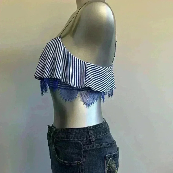 🆕Joe’s Jeans Ruffle Crop Top - Picture 5 of 16